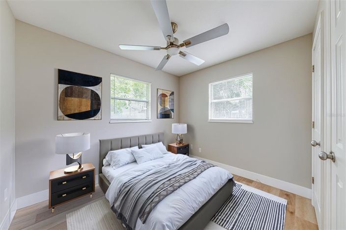 Image No.8-3 Bed House for sale