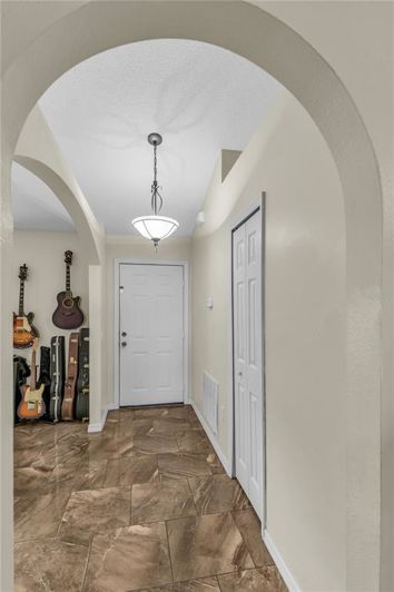 Image No.2-3 Bed House for sale