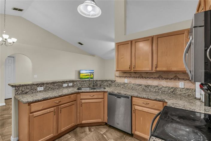 Image No.8-3 Bed House for sale