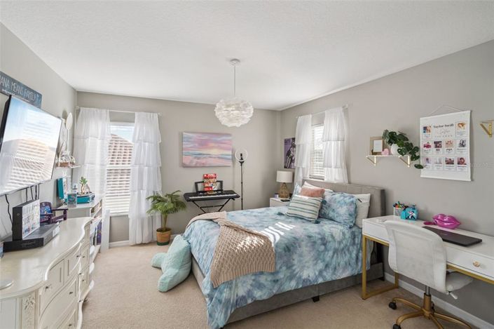 Image No.24-5 Bed House for sale