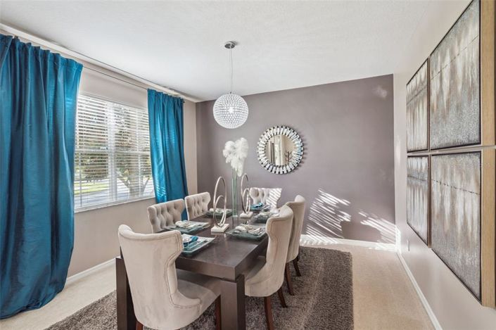 Image No.9-5 Bed House for sale