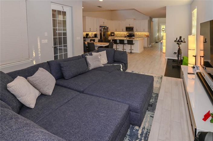 Image No.12-3 Bed House for sale