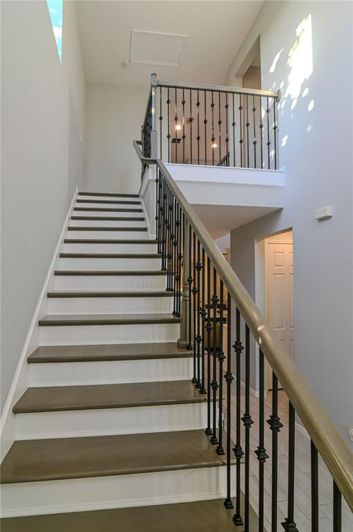 Image No.13-3 Bed House for sale