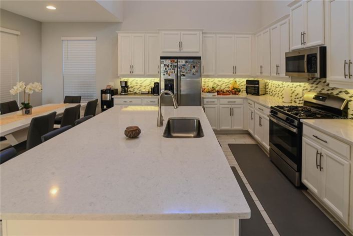 Image No.8-3 Bed House for sale