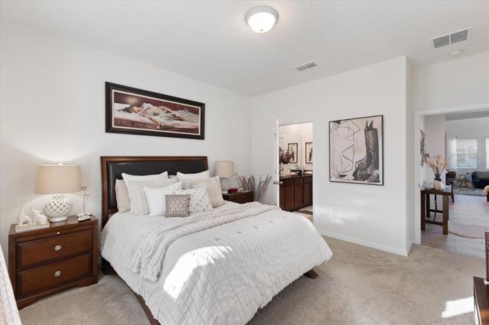 Image No.18-3 Bed Townhouse for sale