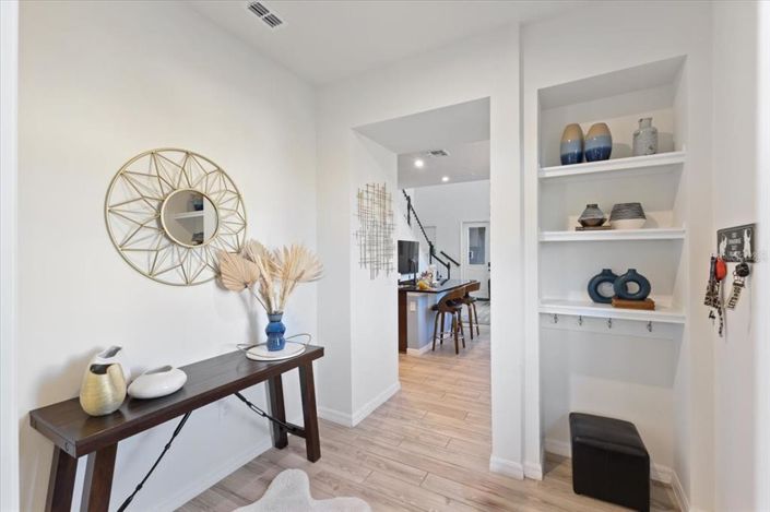 Image No.7-3 Bed Townhouse for sale