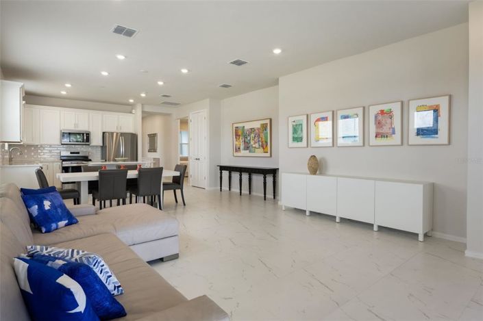 Image No.15-2 Bed Villa for sale