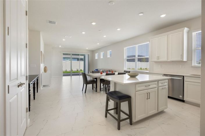 Image No.18-2 Bed Villa for sale