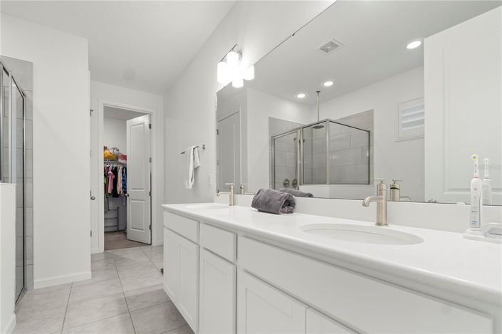 Image No.34-4 Bed House for sale