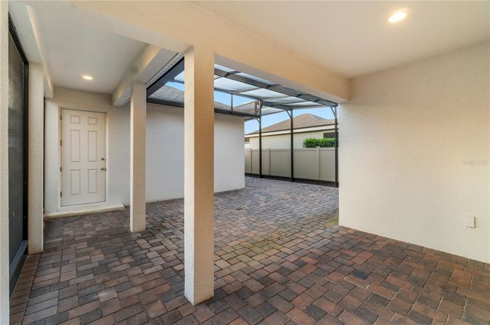 Image No.8-4 Bed House for sale