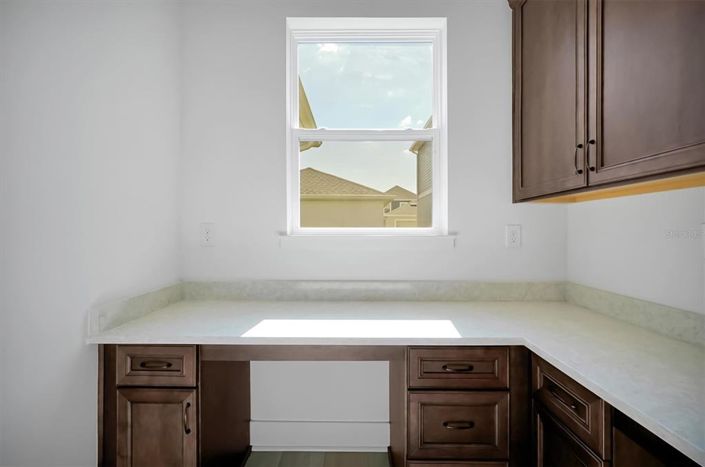 Image No.17-3 Bed House for sale