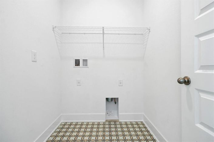 Image No.18-3 Bed House for sale