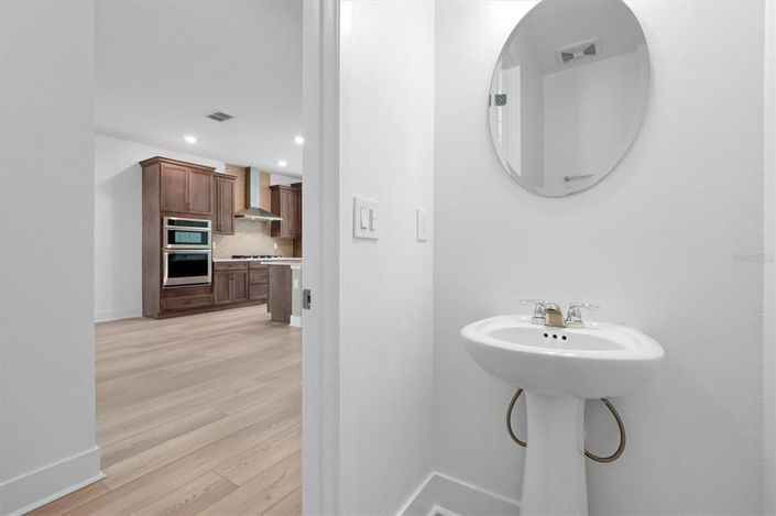 Image No.20-3 Bed House for sale