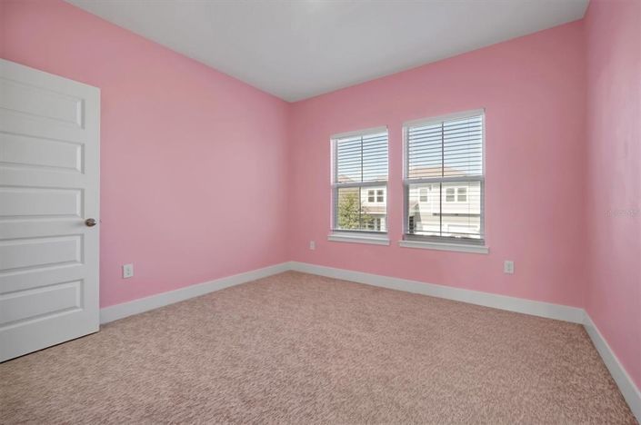 Image No.31-3 Bed House for sale