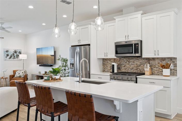 Image No.19-3 Bed House for sale