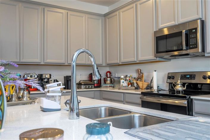 Image No.20-3 Bed Townhouse for sale