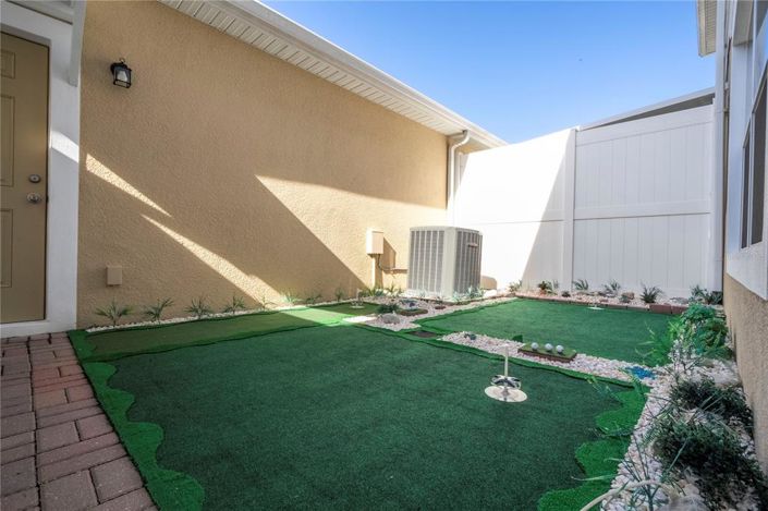 Image No.26-3 Bed Townhouse for sale