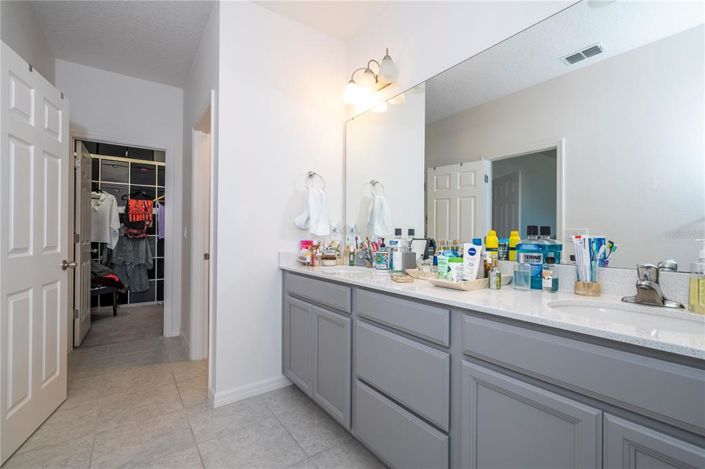 Image No.43-3 Bed Townhouse for sale