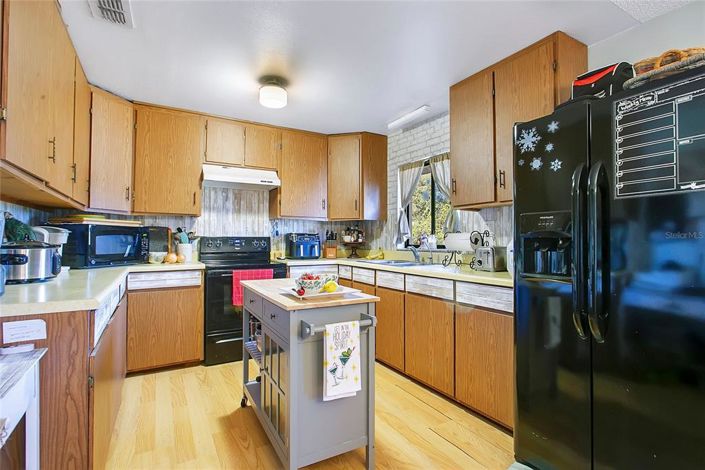 Image No.12-4 Bed House for sale