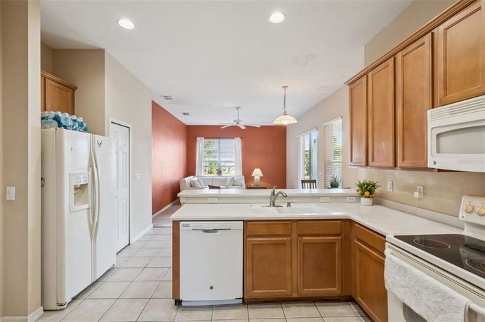 Image No.14-4 Bed House for sale