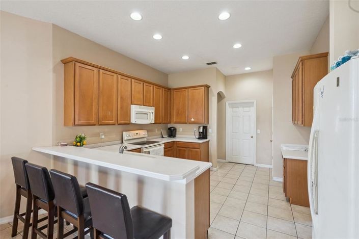 Image No.15-4 Bed House for sale