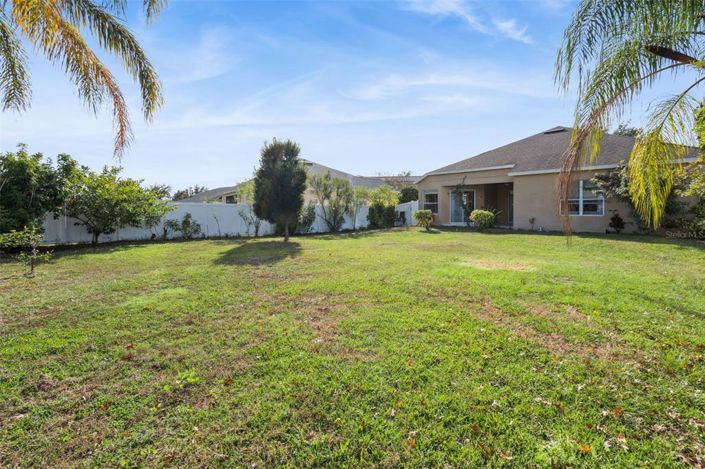 Image No.27-4 Bed House for sale