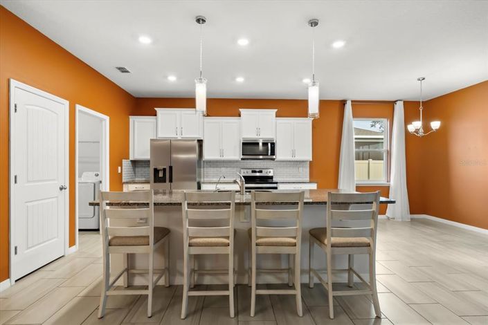 Image No.12-4 Bed House for sale