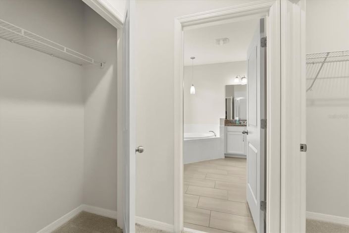 Image No.24-4 Bed House for sale