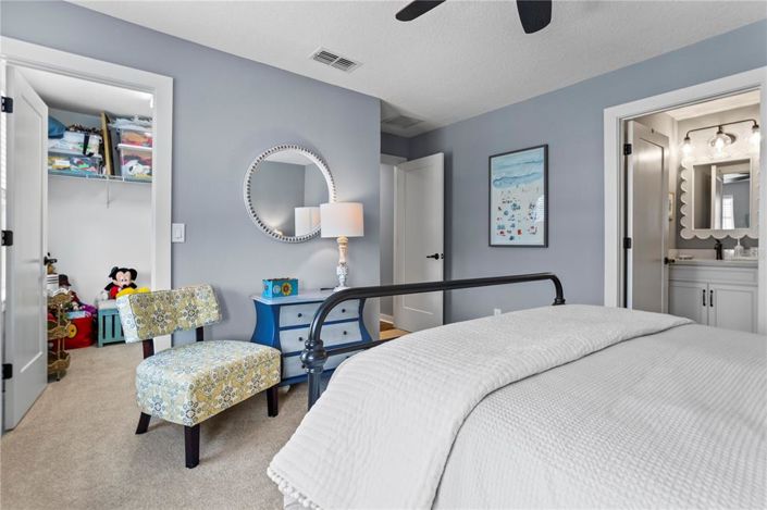 Image No.42-5 Bed House for sale