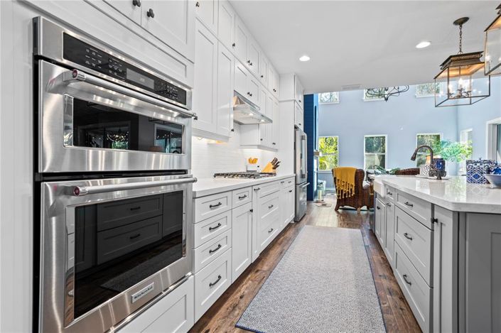 Image No.9-5 Bed House for sale