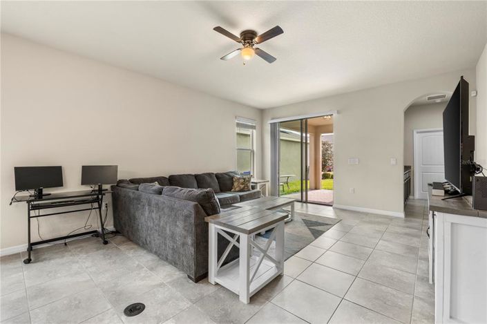 Image No.13-3 Bed House for sale