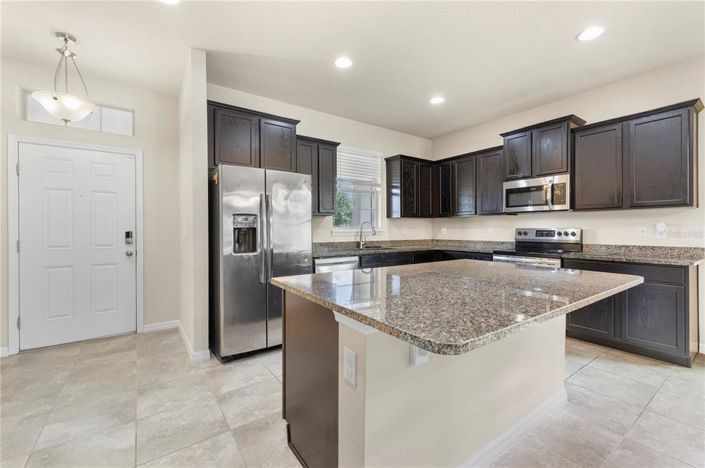 Image No.2-3 Bed House for sale