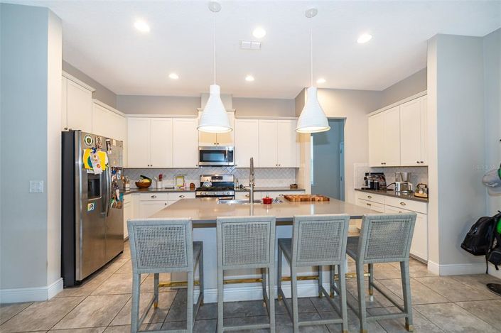 Image No.12-3 Bed House for sale