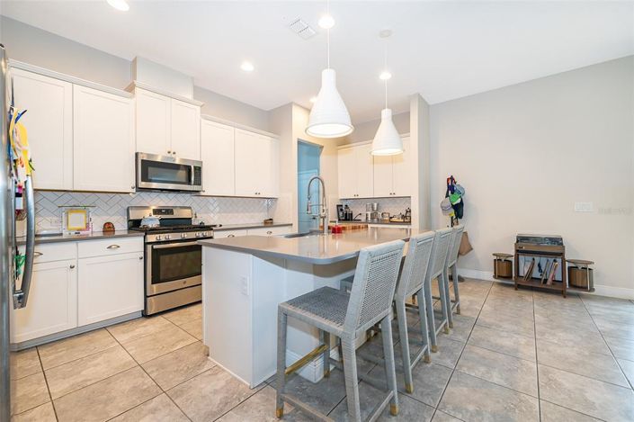 Image No.13-3 Bed House for sale