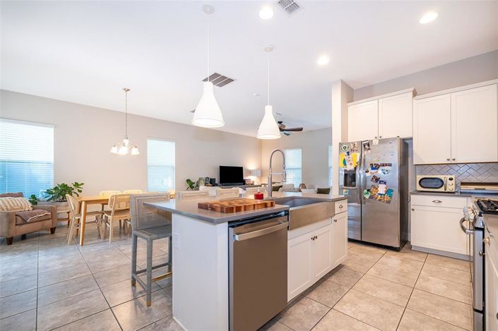 Image No.15-3 Bed House for sale