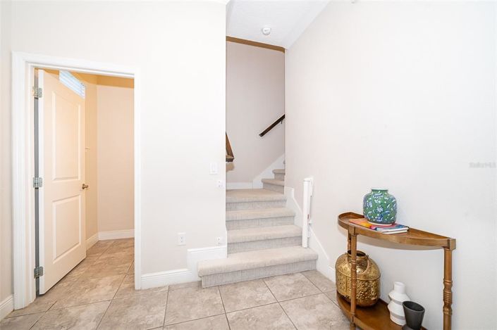 Image No.17-3 Bed House for sale