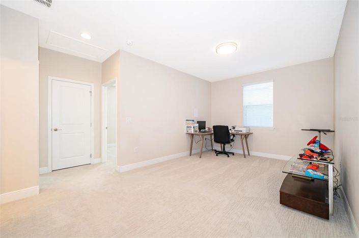 Image No.18-3 Bed House for sale