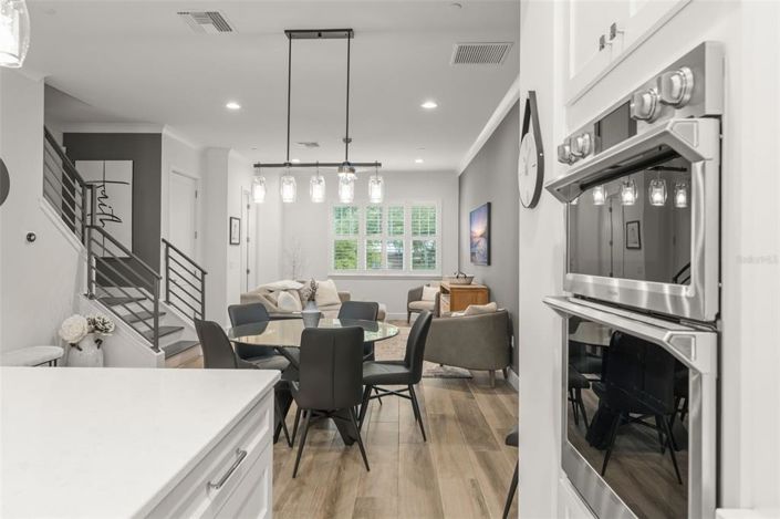 Image No.19-3 Bed Townhouse for sale