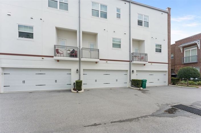 Image No.39-3 Bed Townhouse for sale