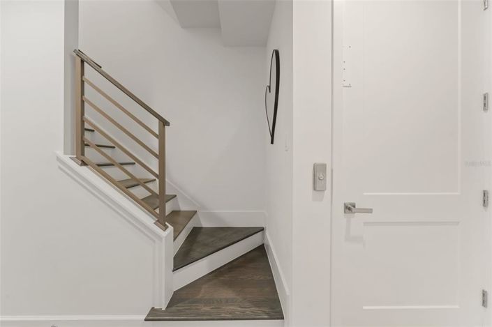 Image No.4-3 Bed Townhouse for sale