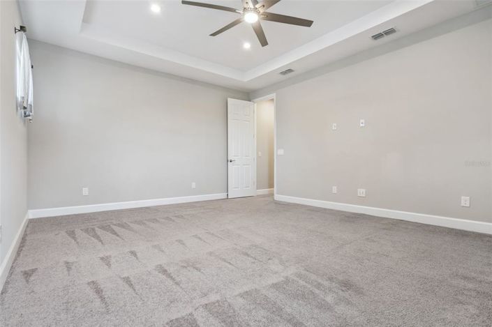 Image No.26-5 Bed House for sale