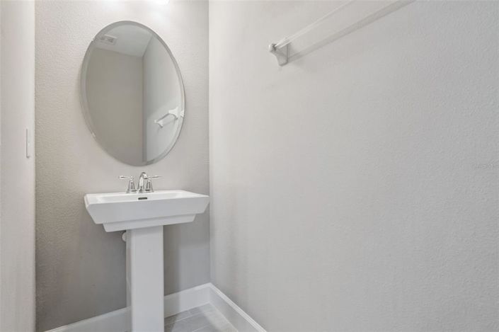 Image No.42-5 Bed House for sale