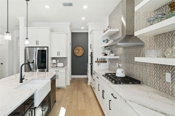 Image No.10-4 Bed House for sale