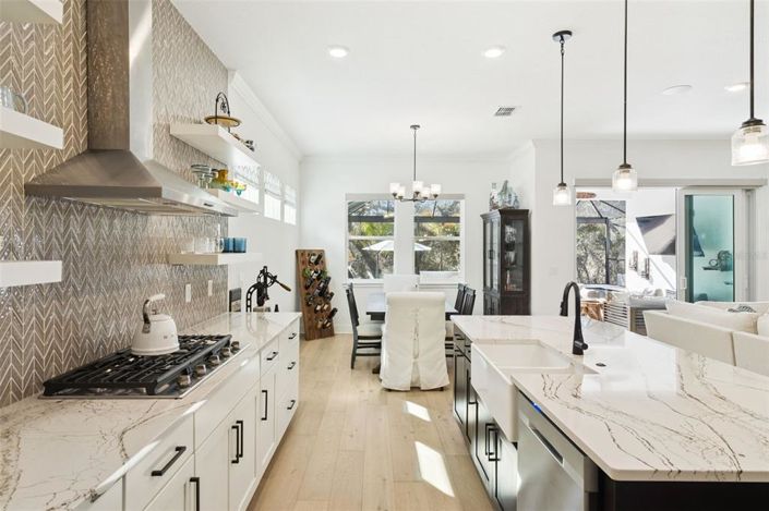 Image No.11-4 Bed House for sale