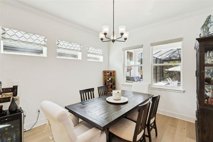 Image No.12-4 Bed House for sale