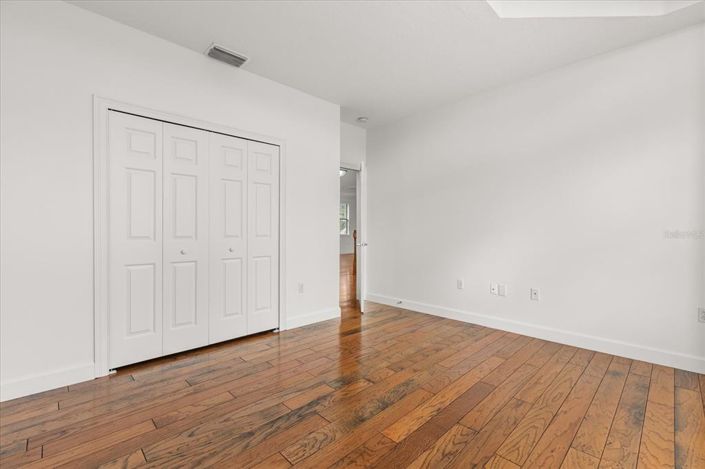 Image No.14-4 Bed House for sale