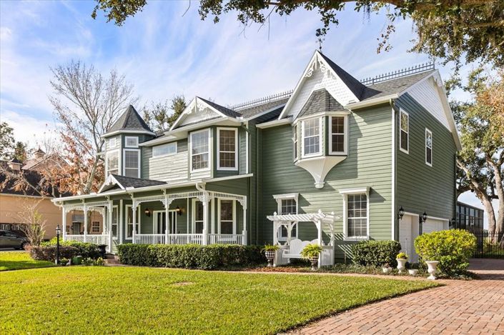 Image No.2-4 Bed House for sale