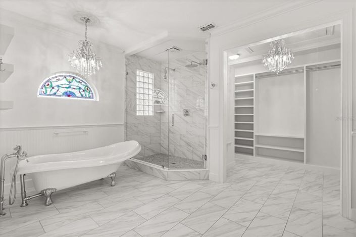 Image No.26-4 Bed House for sale