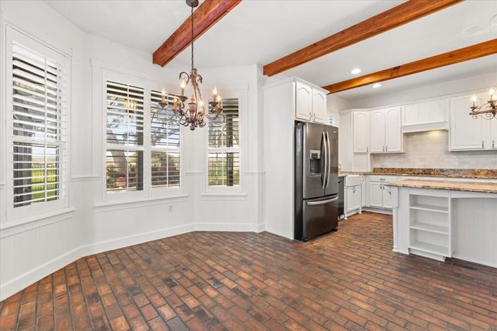 Image No.9-4 Bed House for sale