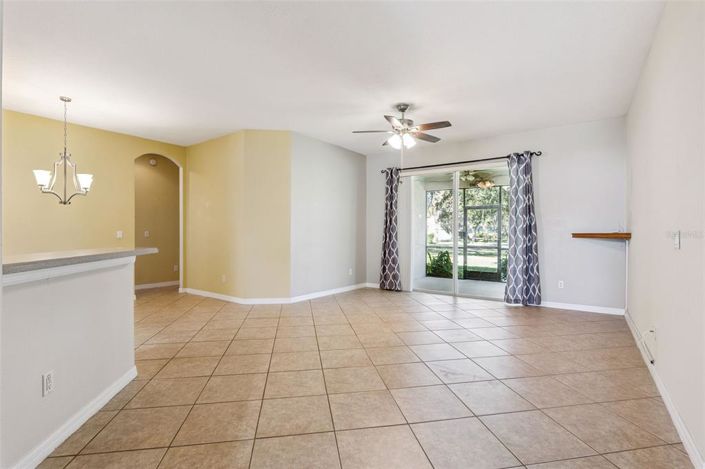 Image No.10-4 Bed House for sale